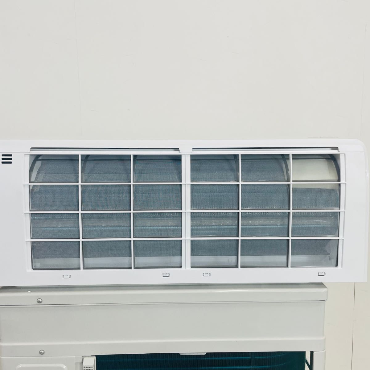 中古 Hisense HA-G22EE1-W 2022年製 エアコン冷房6~9畳 暖房5 中古 Hisense HA-G22EE1-W 2022年製 エアコン冷房6~9畳 暖房5