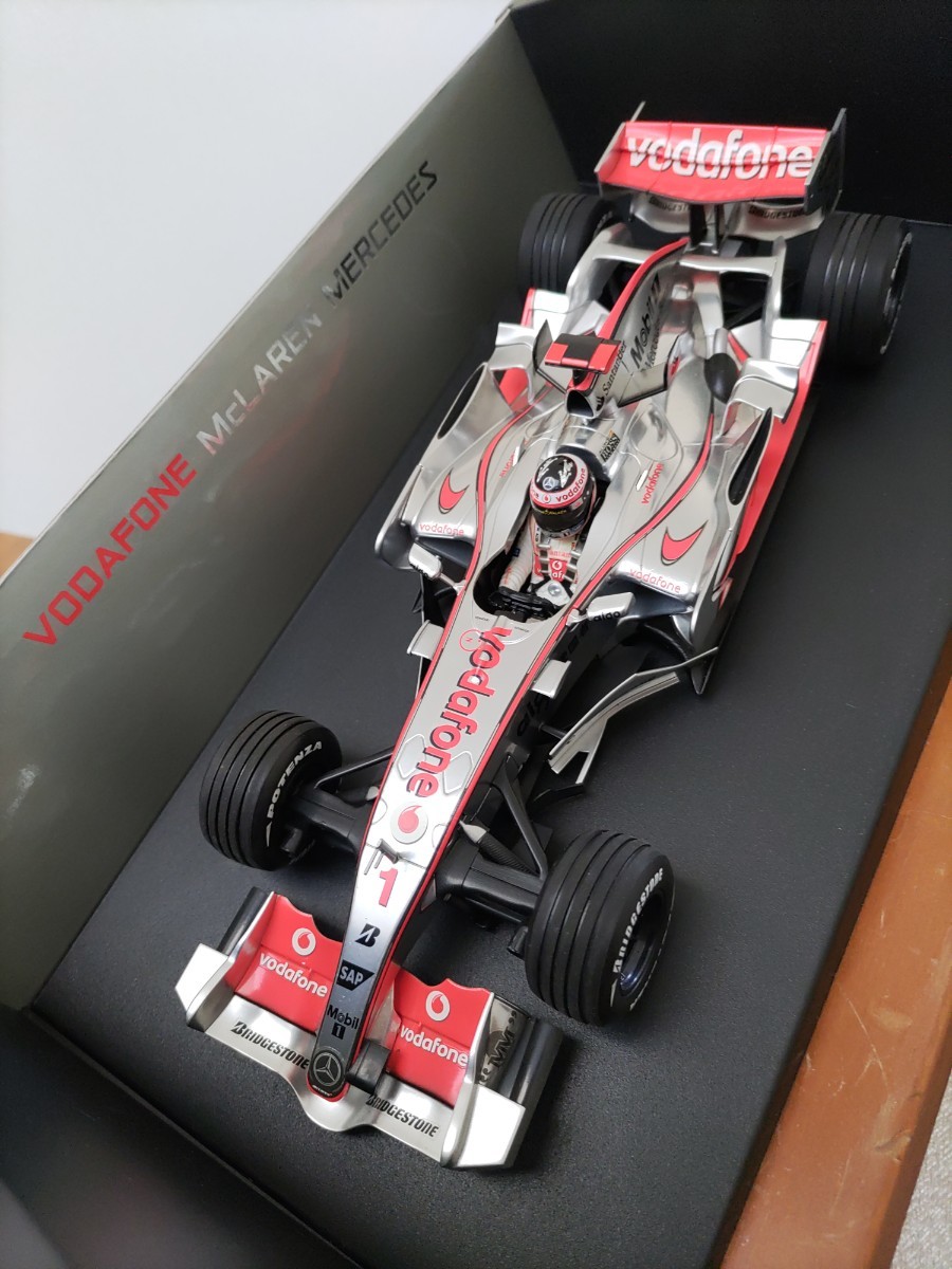 ☆ラスト1 稀少限定マクラーレンチーム別注モデル PMA1/18 vodafone McLaren Mercedes MP4/22 team edition #1 Ｆ.アロンソ 前半戦モデル☆