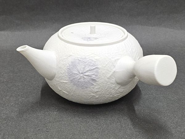 10-151-80 　美術有田焼　百仙窯　和紙絞地文　茶器セット★急須　湯呑　御茶器　煎茶道具　_画像3