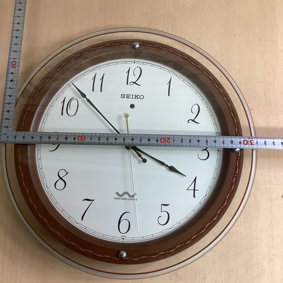 Yahoo!オークション - SEIKO 掛け時計 KS205B RAIDIO WAVE Yahoo!オークション - SEIKO 掛け時計 KS205B RAIDIO WAVE