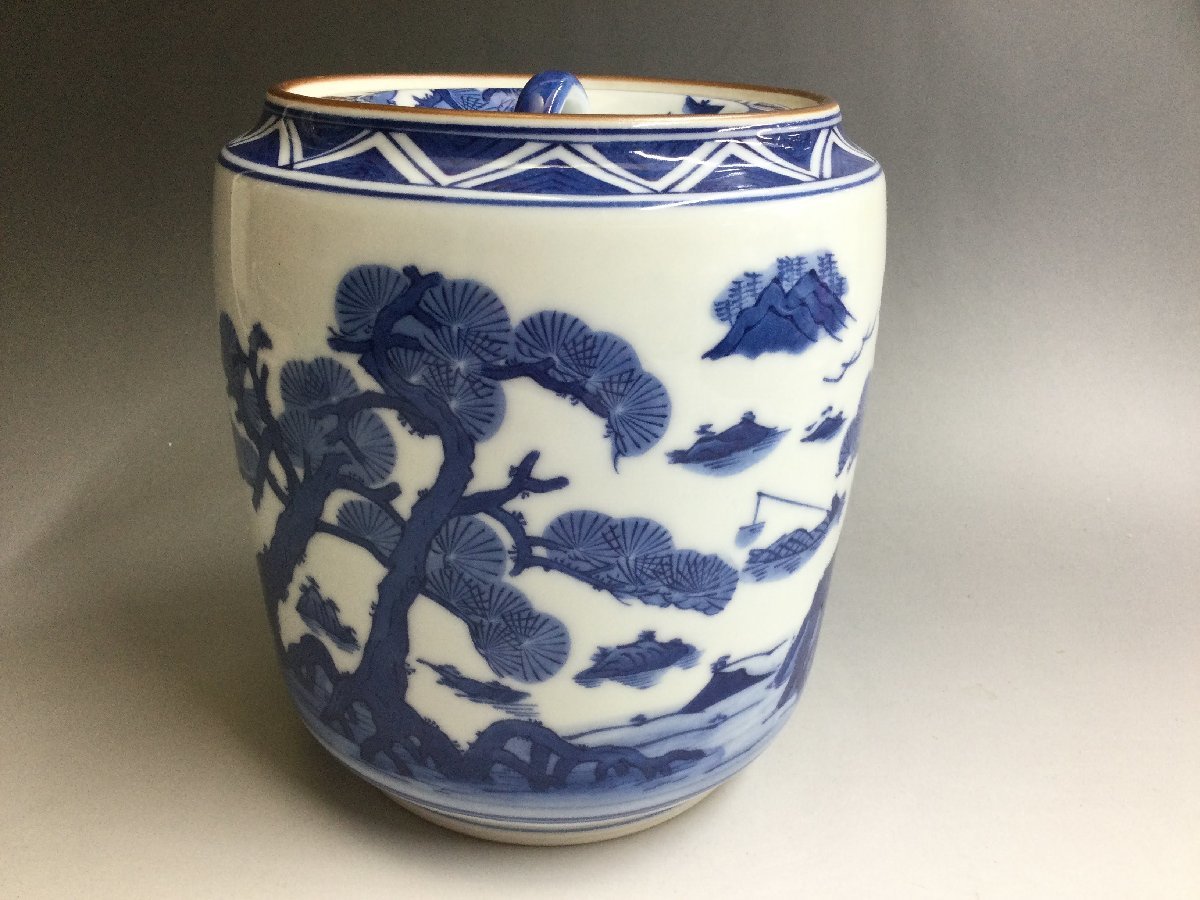 【三】美品　子右窯　水差し　陶器蓋　茶道具　染付　松　山水画　陶器蓋　焼き物　陶器 　o3016-P_画像3