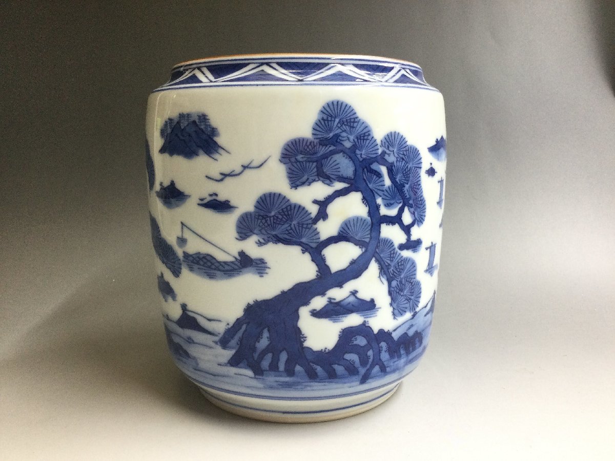 【三】美品　子右窯　水差し　陶器蓋　茶道具　染付　松　山水画　陶器蓋　焼き物　陶器 　o3016-P_画像2