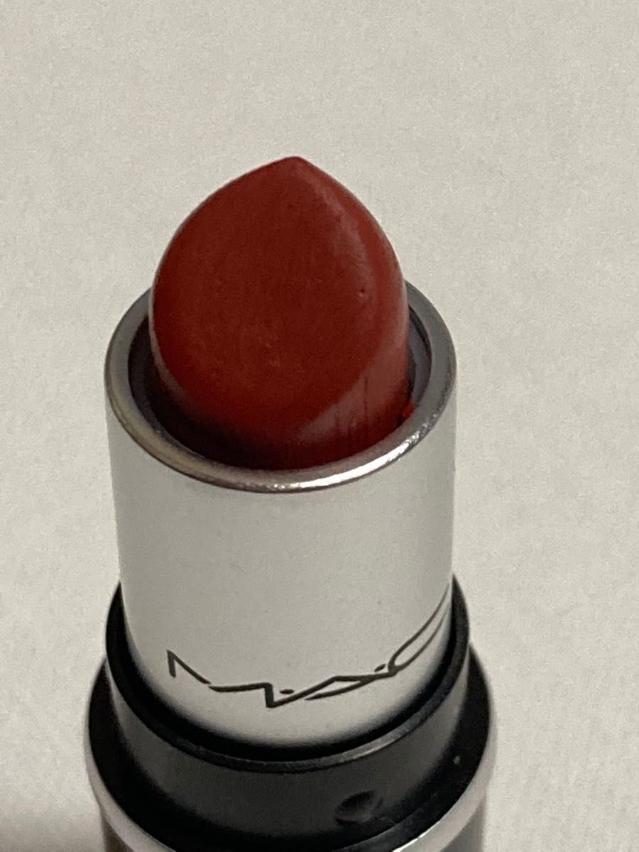 MAC ミニリップスティック チリ