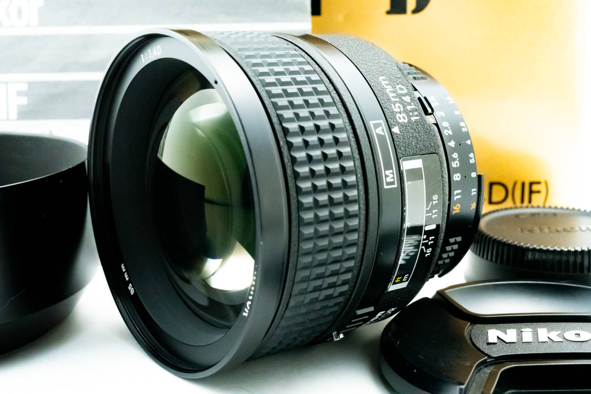 ★極上美品★ Nikon ニコン AF NIKKOR 85mm F1.4D (IF) フルサイズ対応 大口径単焦点レンズ 元箱付 #2293_画像2