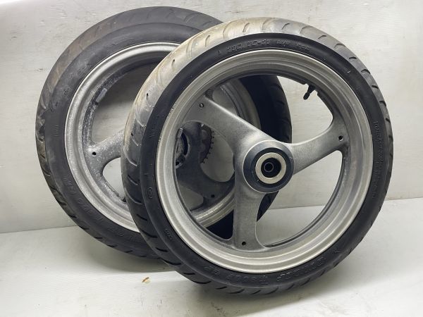 スズキ GSX250S 刀 ホイール 前後 セット HA-83 【C6×2】400 GJ76Aの画像1