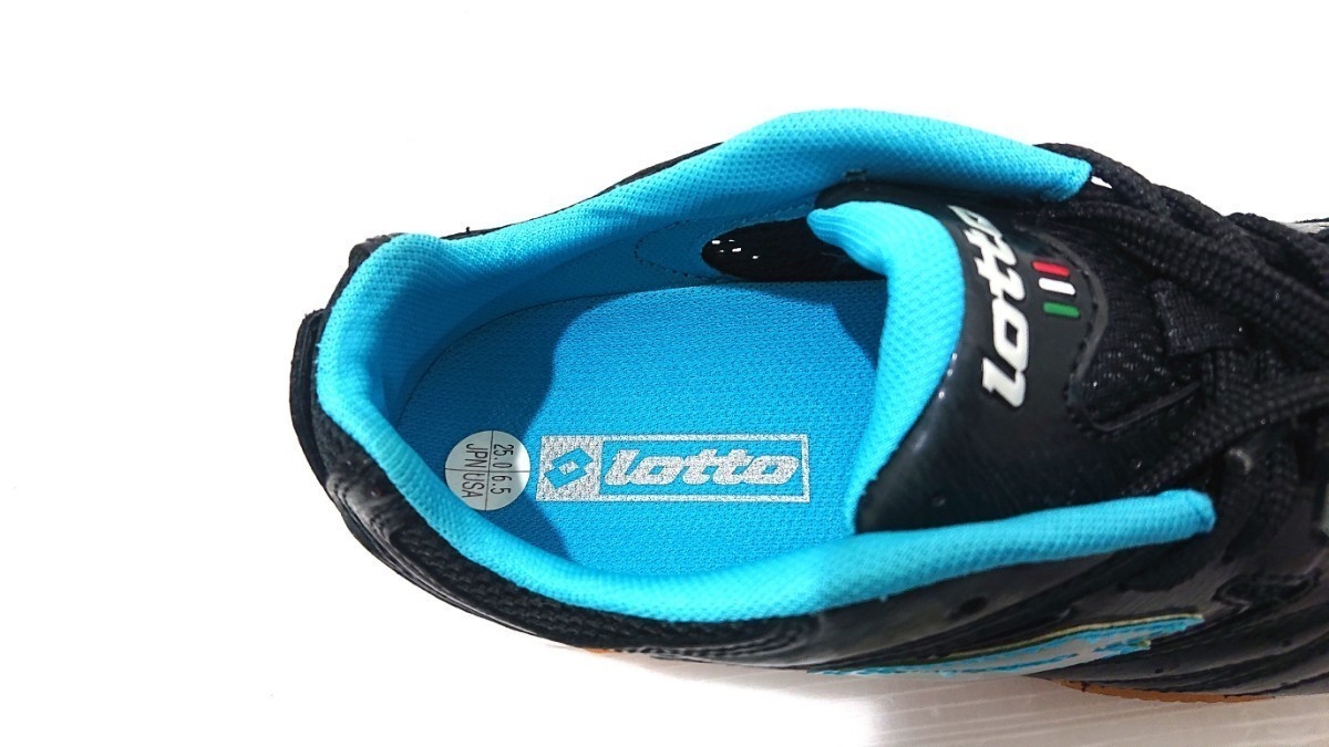 D(1030c3) 未使用 LOTTO lotto ロット フットサル シューズ FUTSAL PRO TRE ID ブラック×シルバー BLK/SLV 25㎝ LFS1052 _画像5