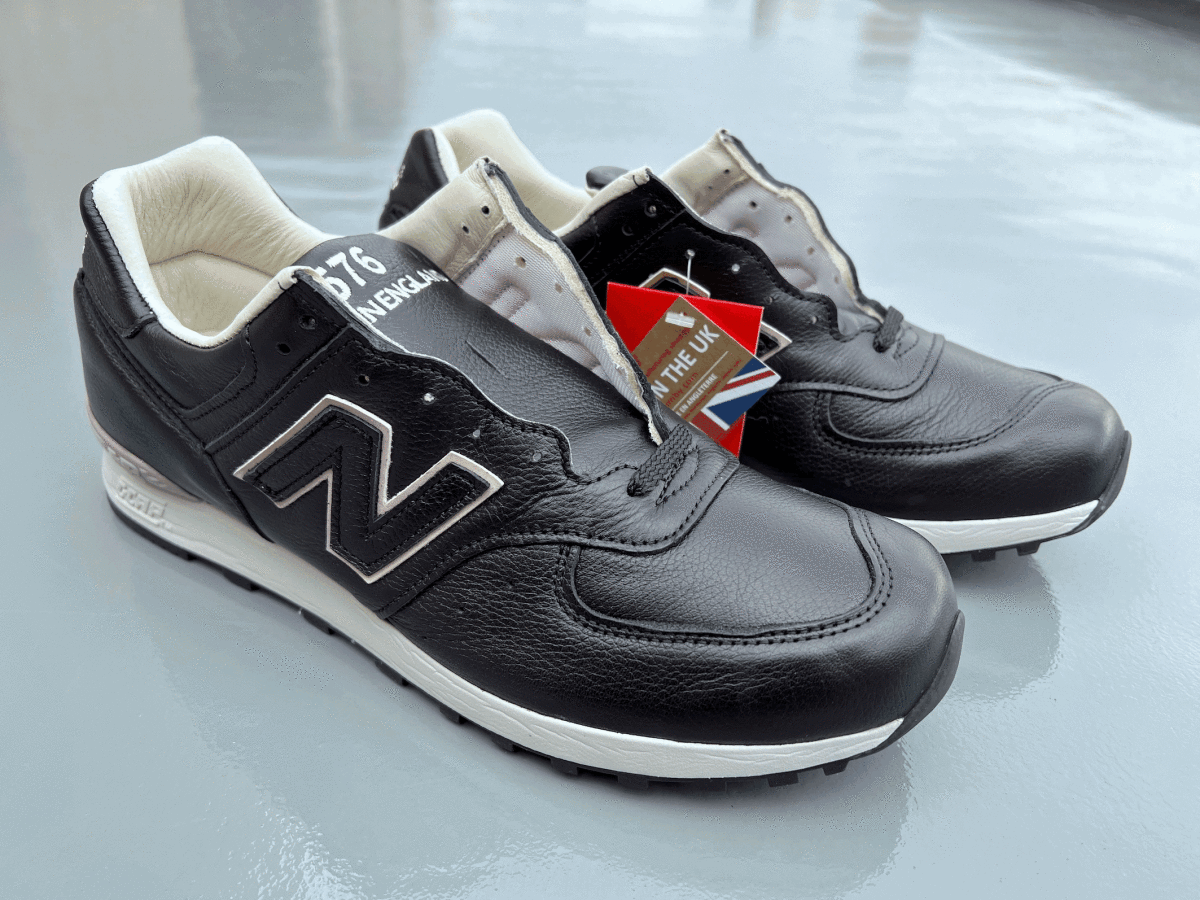 難有【LIMITED EDITION】NEW BALANCE LM576UK BKU BLACK UK製 US9.5 27.5cm オールレザー 新品 限定 M576 イギリス英国製 黒 NB スニーカー_画像2