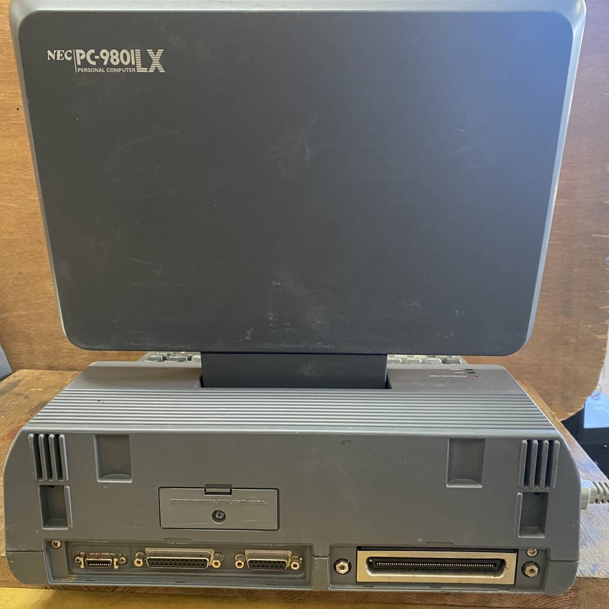 JJ136 NEC パーソナルコンピュータ PC-9801LX5C 本体のみ レトロPC PC98の画像5