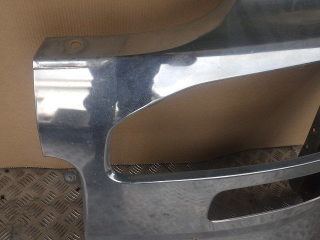 r585-20 ★ 日産 UD トラックス クオン メッキ フロントバンパー パネル 左側 助手席側 3-15_画像2