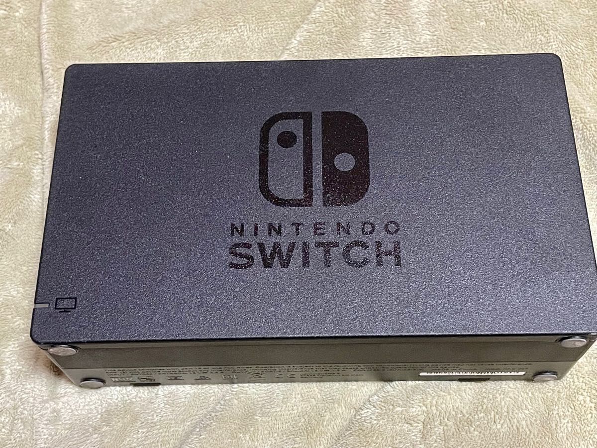 ジャンク品】Nintendo Switch 本体および周辺機器 Joy-Con 右側(赤色