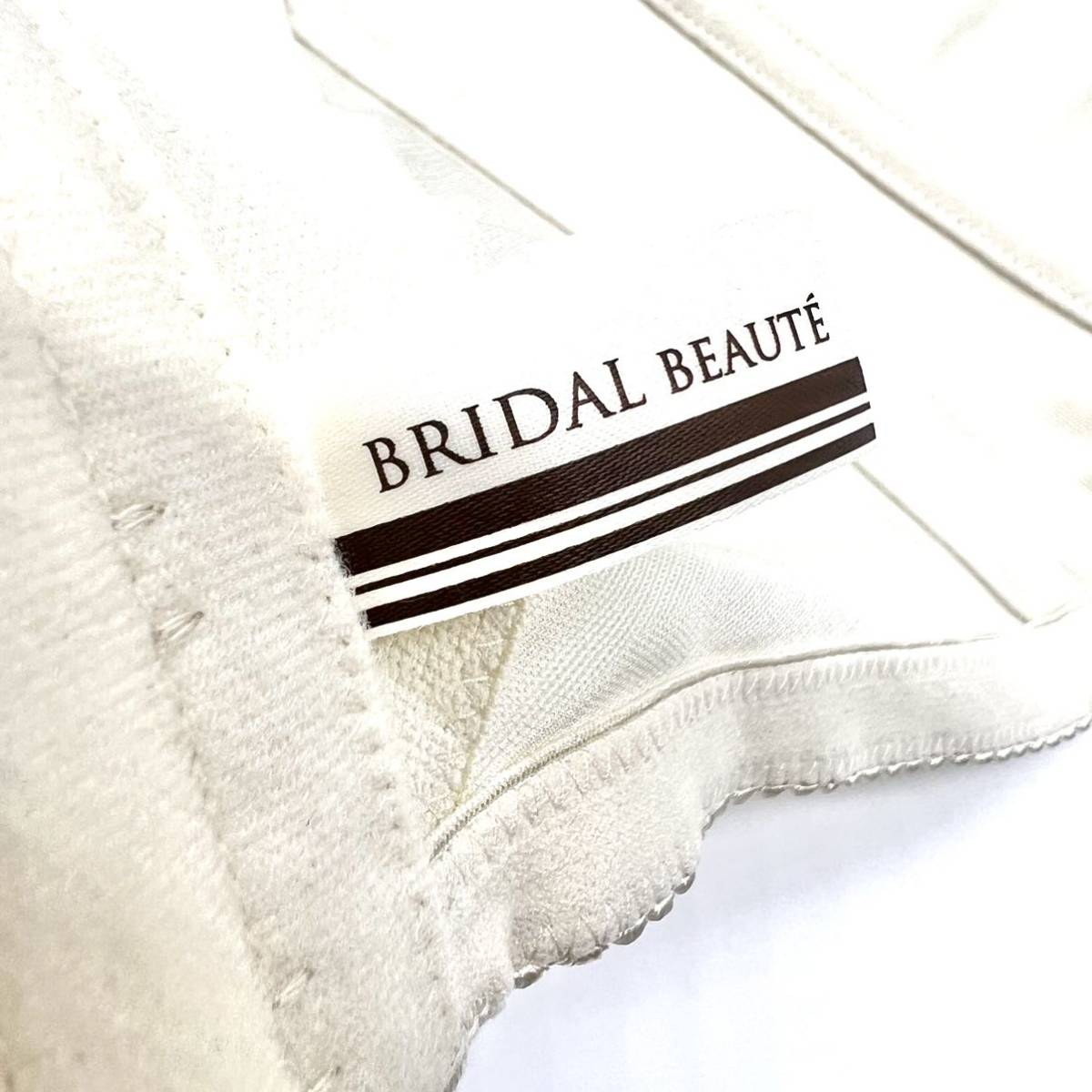 BLOOM BRIDAL BEAUTE バックレス ビスチェ ブライダルインナー BLOOM BRIDAL BEAUTE バックレス ビスチェ ブライダルインナー