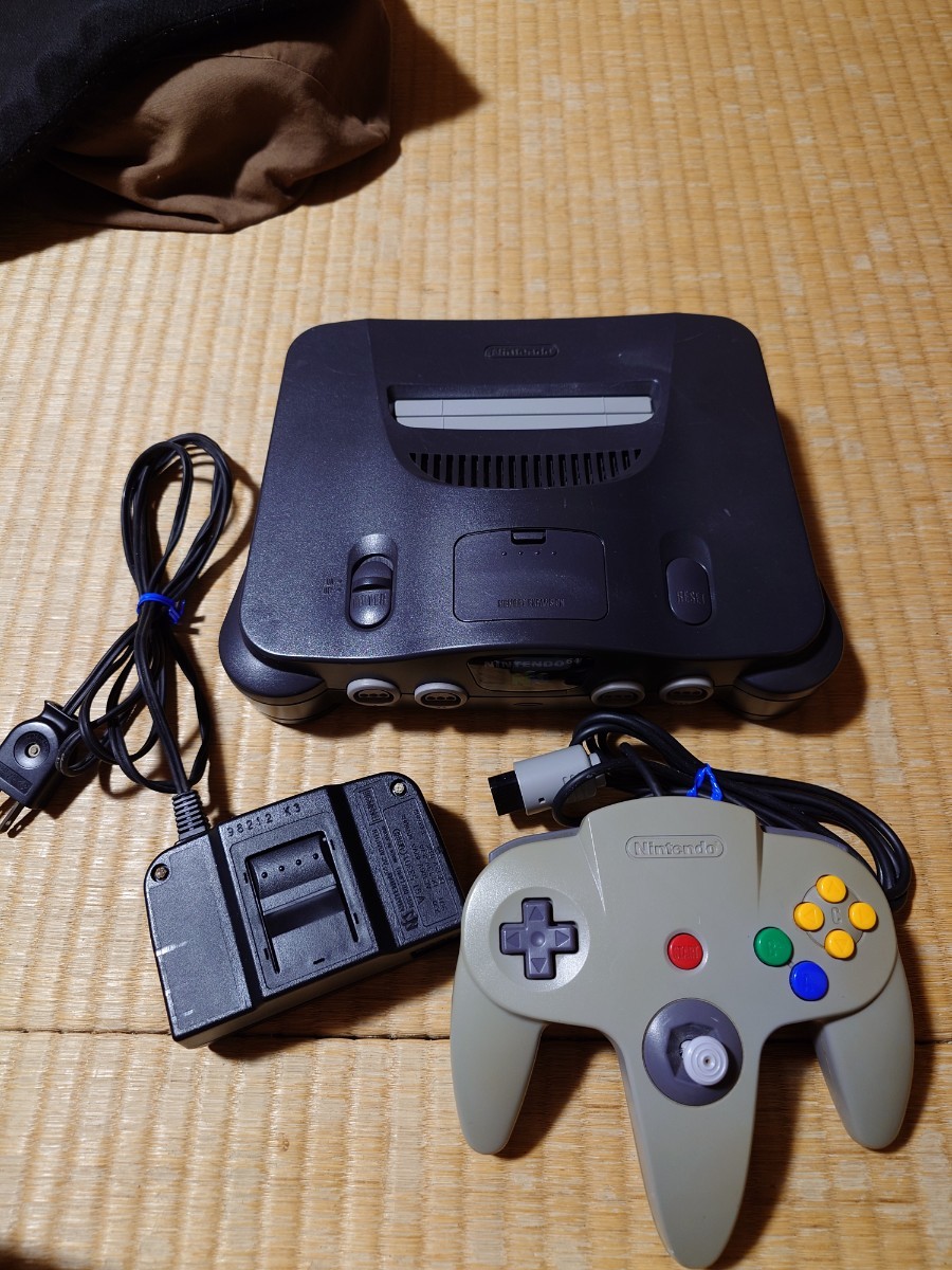 Nintendo64　本体　動作確認済み　コントローラー有り　AVケーブル無し ニンテンドー64