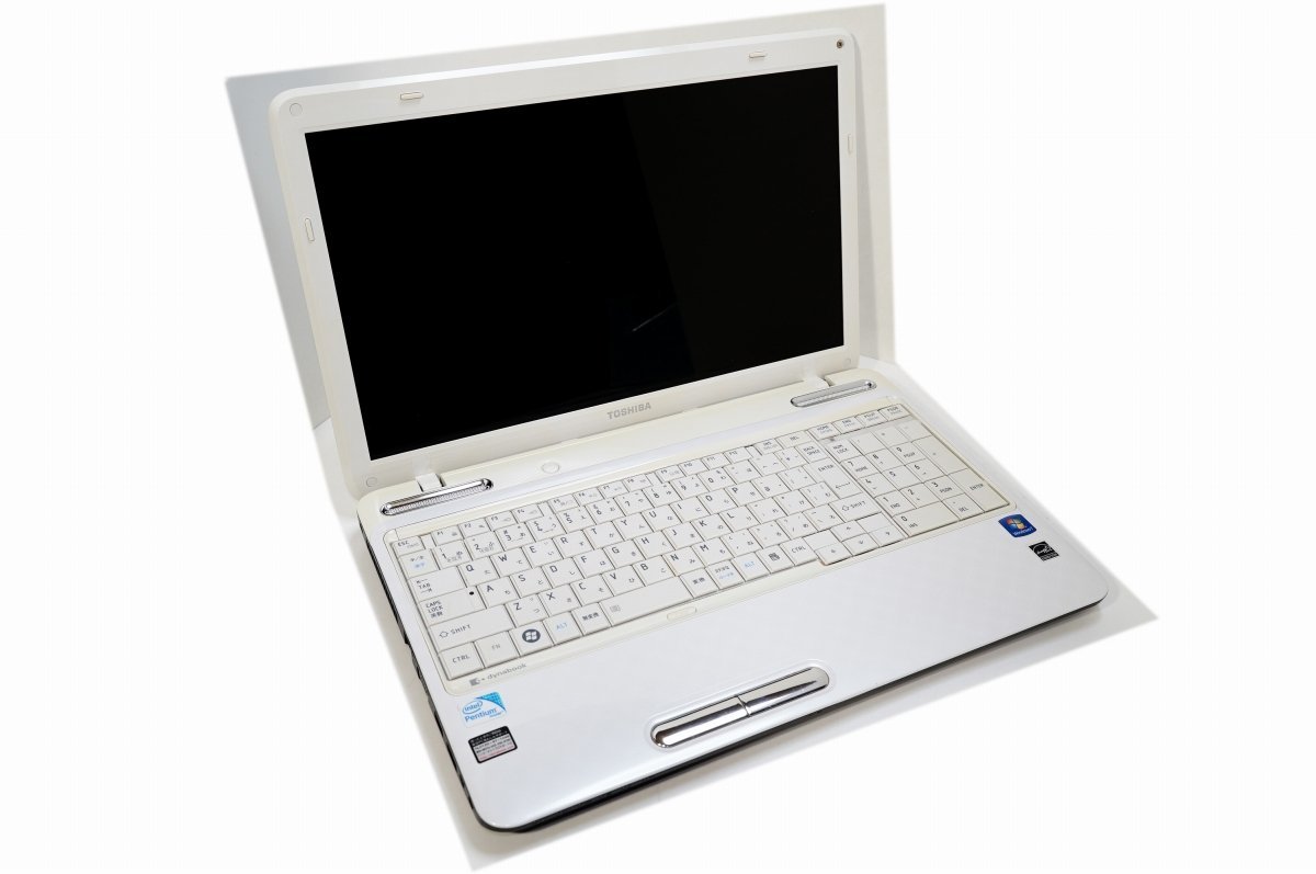 東芝 dynabook T351／34CWM PT35134CBFWMPentium B940 (2GHz)/メモリ4GB/HDD 650GB/BD-マルチ/Win7 15.6インチ 中古品 作動OK 現状販売_画像1