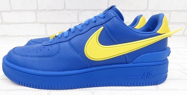 2S8037/未使用品 AMBUSH×Nike Air Force1 Low Game Royal and Vivid Sulfur DV3464-400 ナイキ アンブッシュ エアフォース スニーカーの画像3