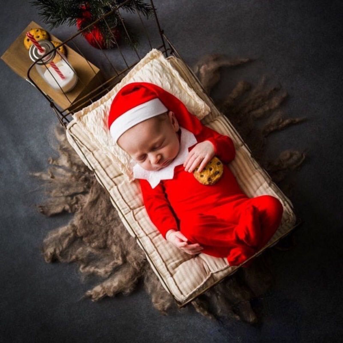 ニューボーンフォト 新生児 ベビー　クリスマス　サンタ　記念写真