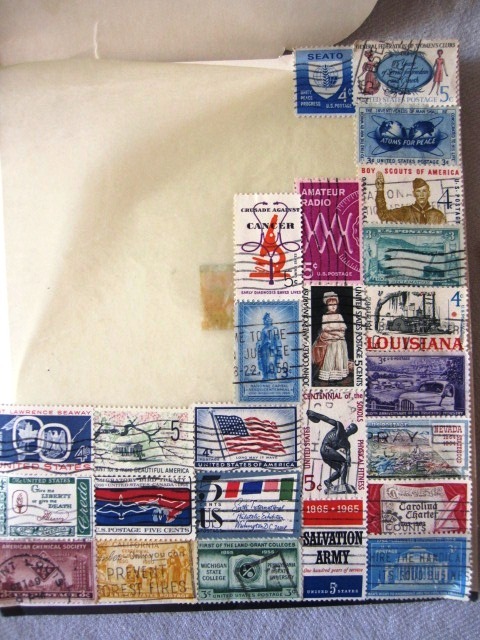 古いアメリカ切手 　３５枚　　　記念切手　お土産　古切手　コレクション_画像3