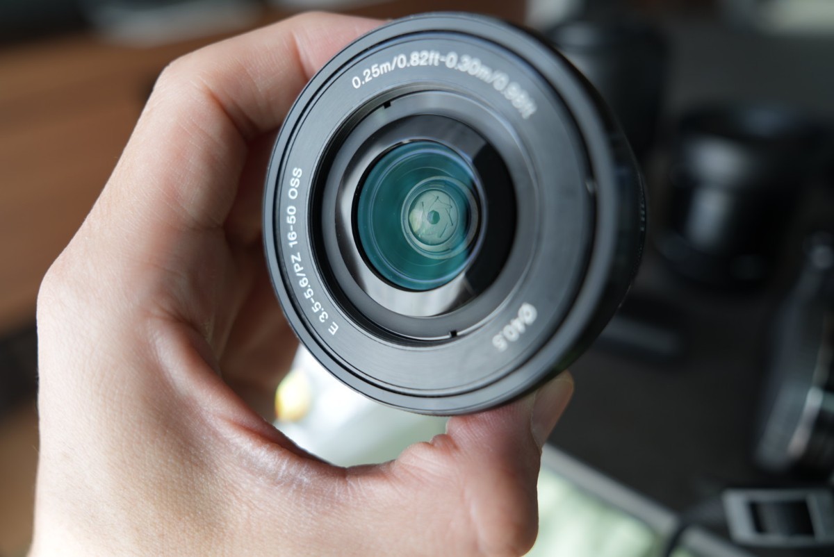 SONY デジタル一眼カメラ α6000 ILCE-6000Y ダブルズームレンズキット ＋SIGMA19mm単焦点＋SDカード＋バッテリー＋カバーおまけ付き　中古_画像8