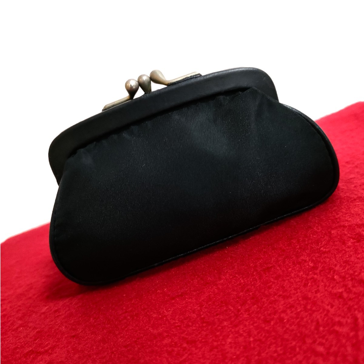 美品 PRADA がま口 コインケース レザー ナイロン 財布 小銭入れ プラダ ブラック ナイロン 白タグ有り