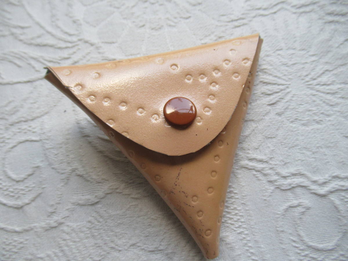  handmade real leather made triangle purse coin case change purse . enamel type pushed .