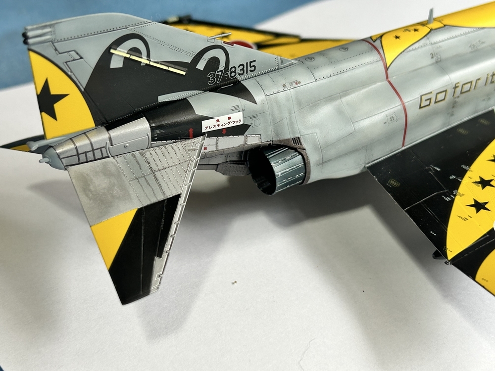 ファインモールド　1/72　航空自衛隊　F-4EJ改　戦闘機　ラストフライト記念イエローの完成品_画像5