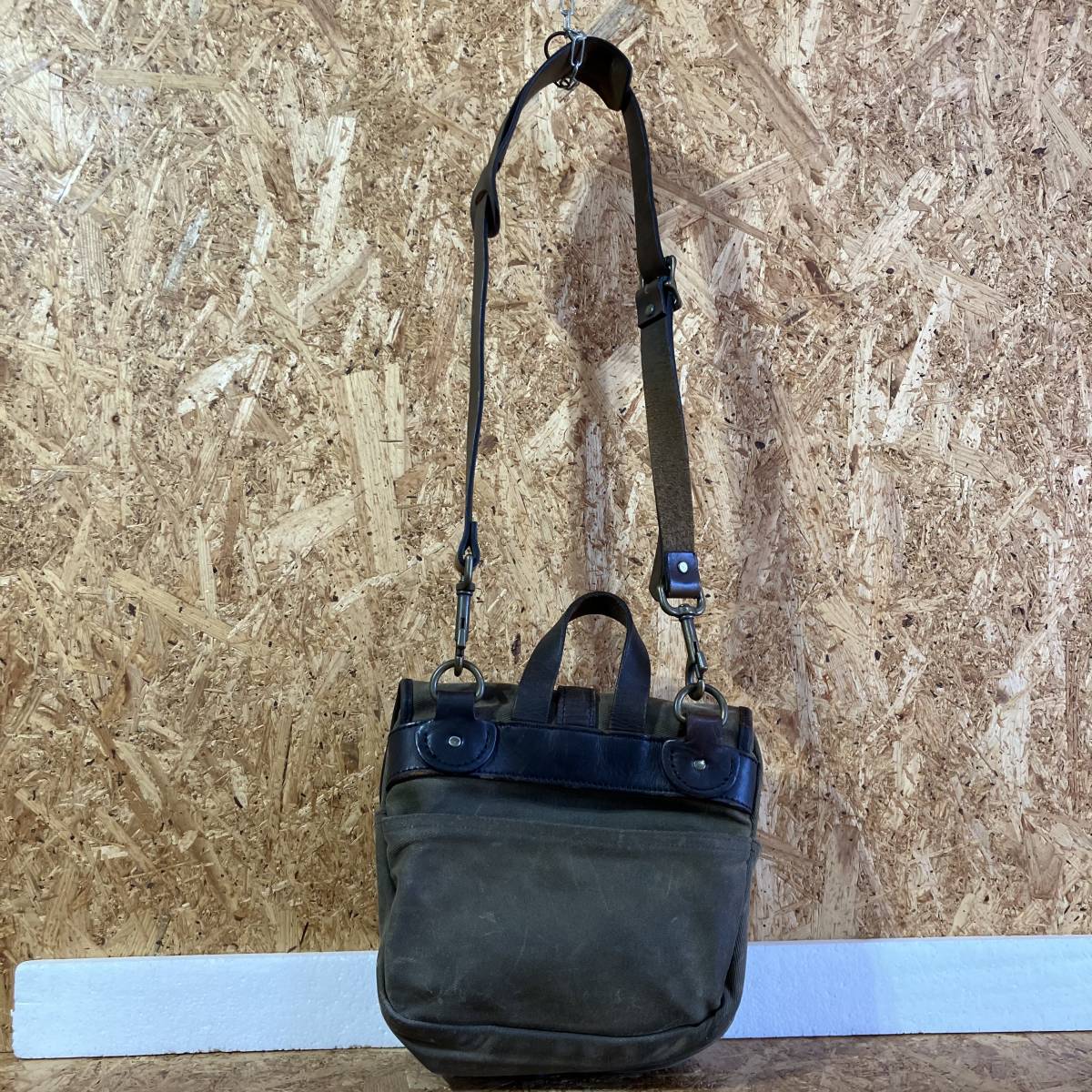 FILSON SMALL RUGGED TWILL FIELD BAG ショルダー バッグ 旧タグ_画像2