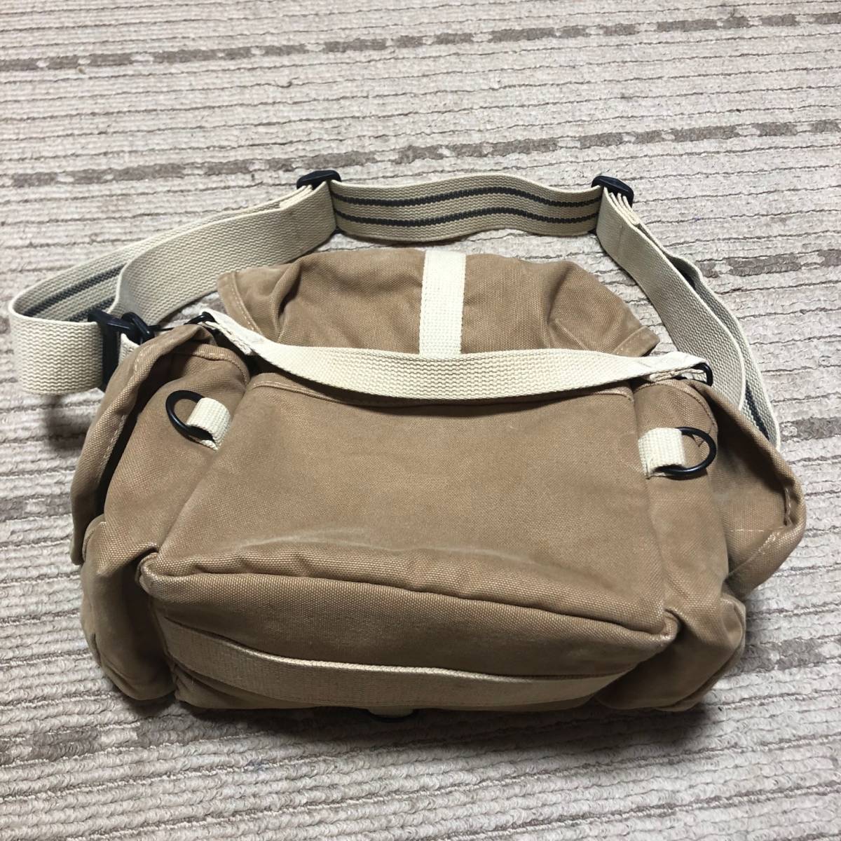 DOMKE F-3X ドンケ カメラバッグ 米国製 中古|Yahoo!フリマ(旧 DOMKE F-3X ドンケ カメラバッグ 米国製 中古|Yahoo!フリマ(旧