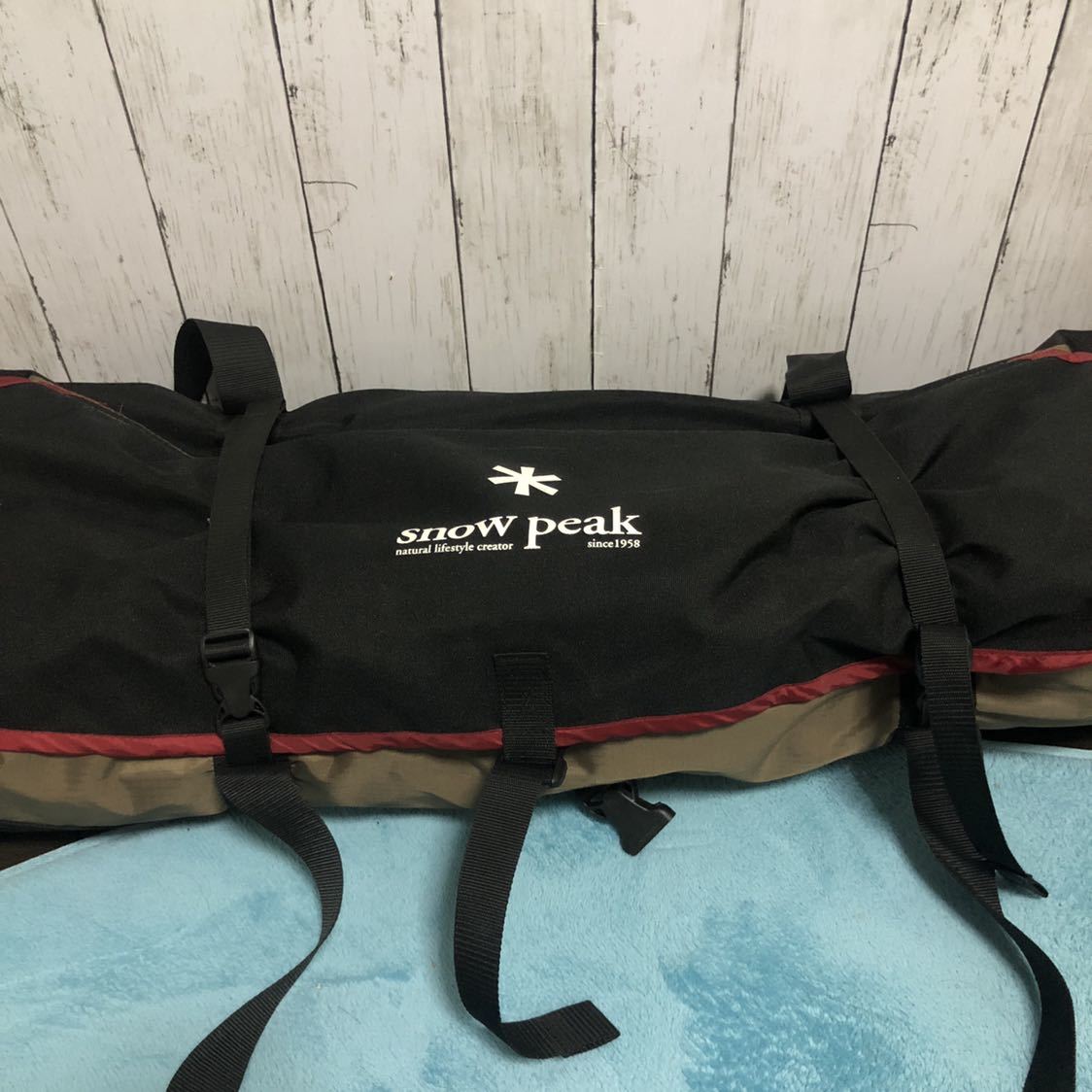 Snow Peak HD Tarp Shield Hexa Pro M停產使用2次Paul Set 原文:スノーピーク HDタープ シールド ヘキサPro M 廃盤 使用2回 ポールセット