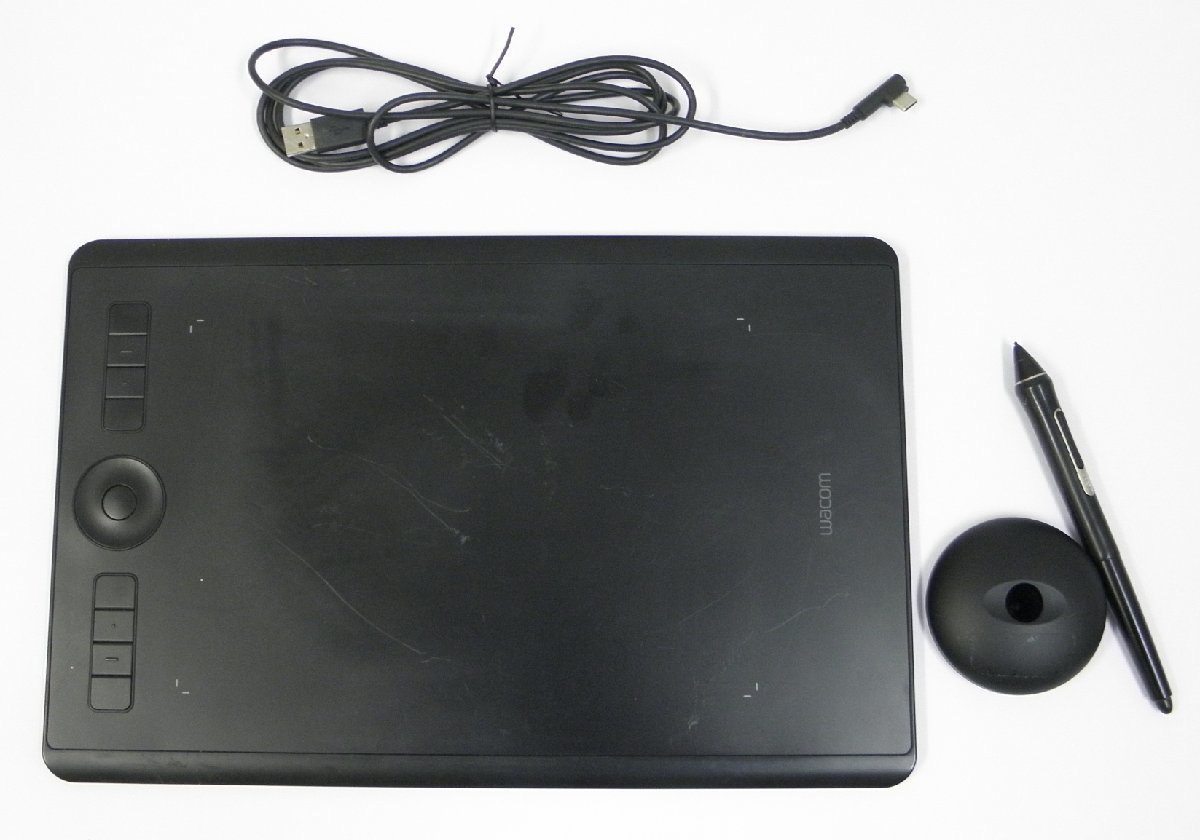 最新 wacom ペンタブレット Intuos Pro PTH-660 現状動作品 タブレット