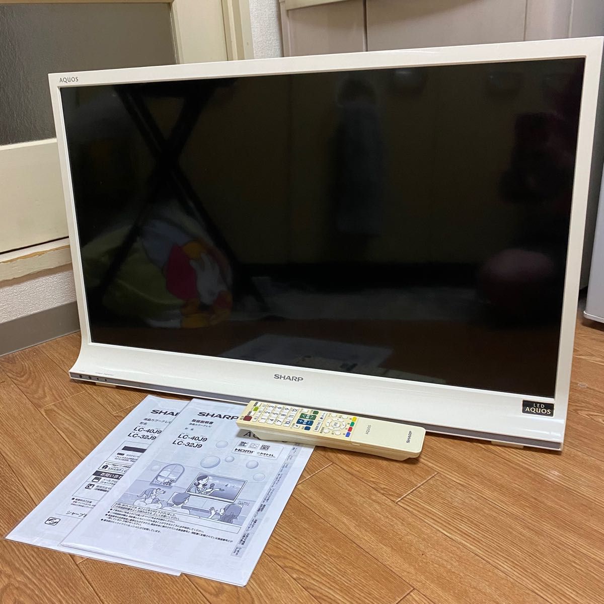 【SHARP】シャープ32型液晶テレビ AQUOS 2014年製　USED