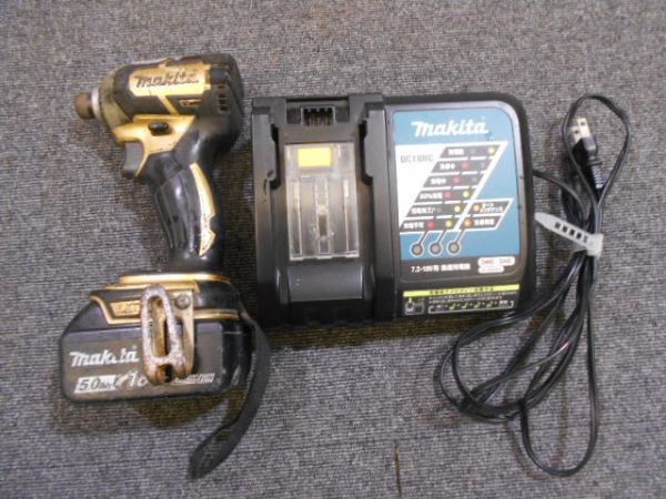 ☆ makita マキタ インパクトドライバ TD148D 中古★_画像1