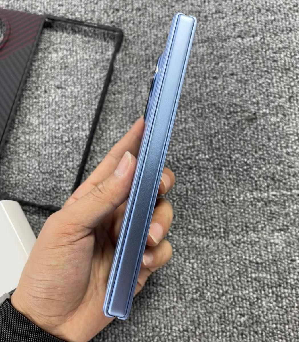 美品 Vivo X Fold 2 ブラック 12/256GB ブルー