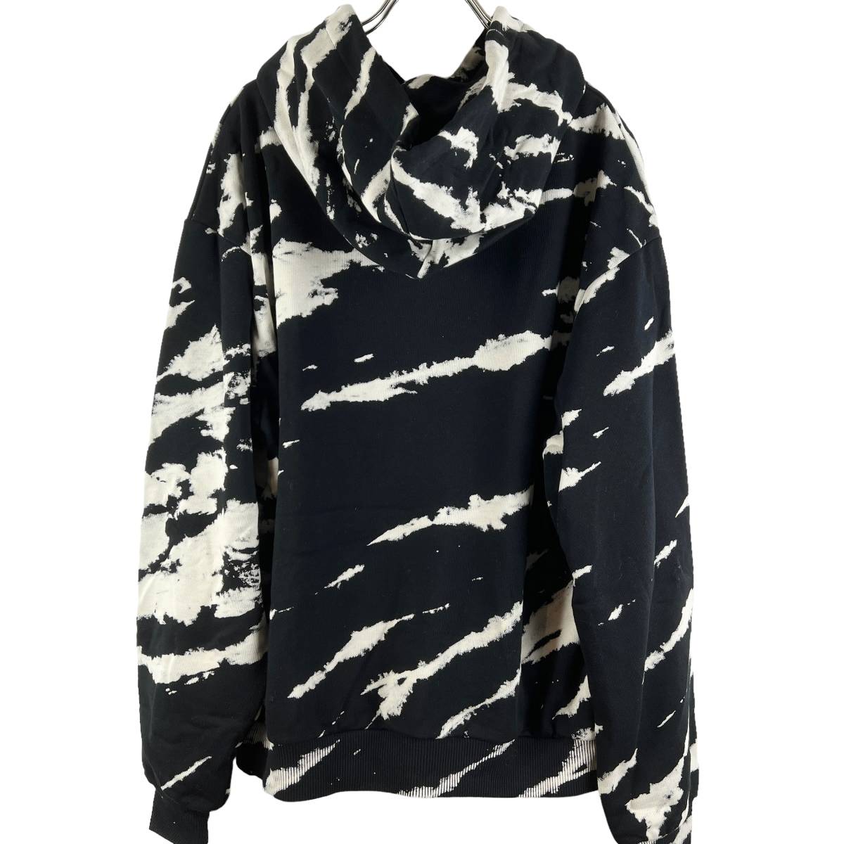 Celine(セリーヌ) Zeebra Pattern Design Hoodie (black)