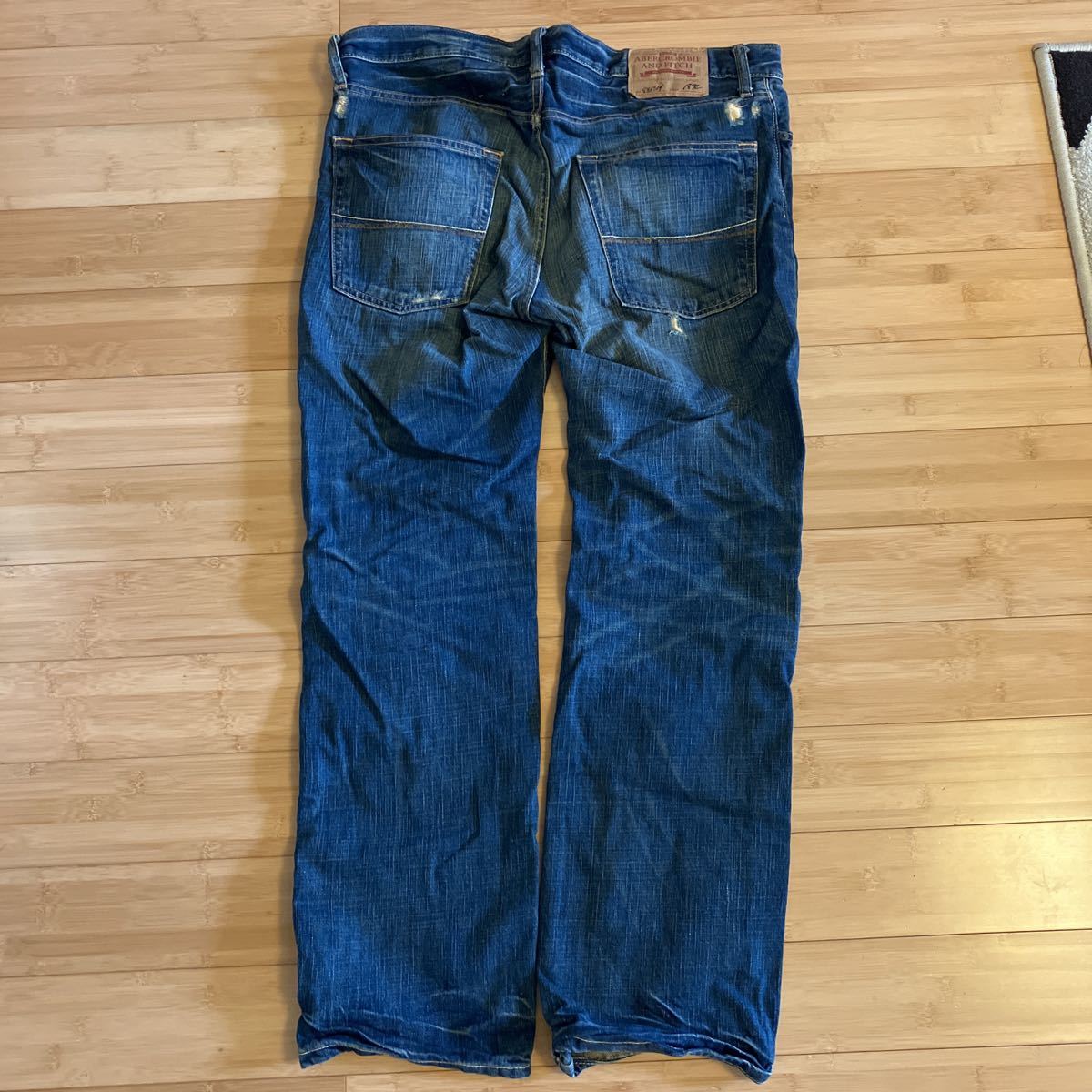 中古　W32アバクロNo.836514 ブーツカットダメージ加工 Abercrombie&fitch_画像2