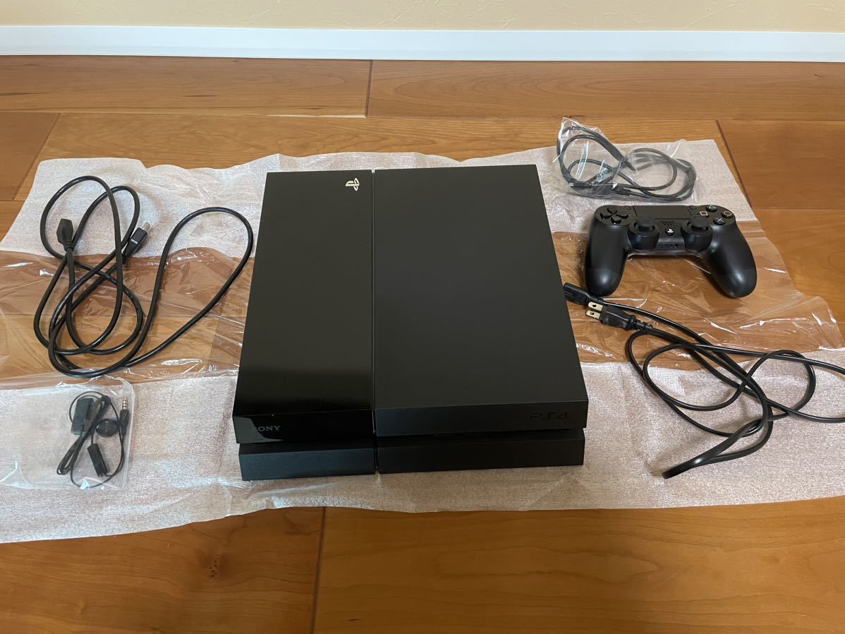 PlayStation4 ジェット・ブラック 500GB （CUH-1100AB01）中古品(PS4