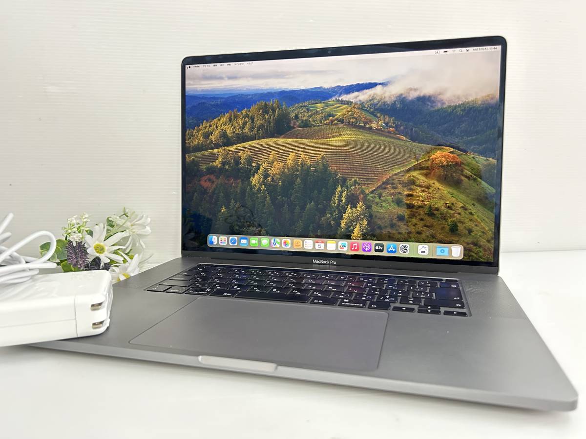 MacBook Pro 15インチ 2018 i7 16GB タッチバー-