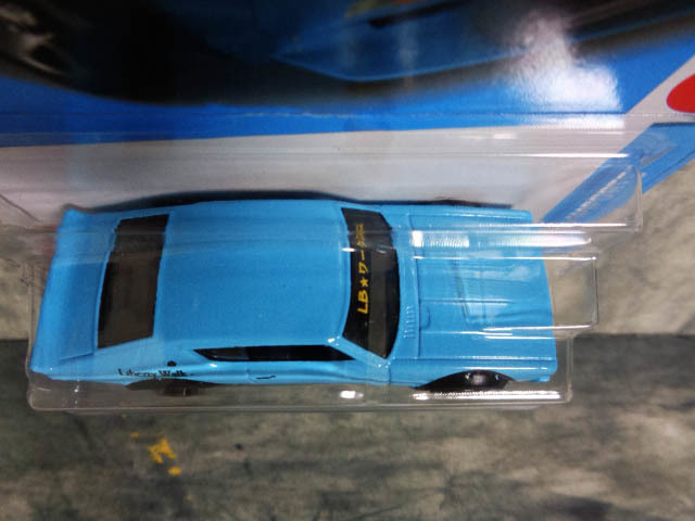 HotWheels NISSAN SKYLINE 2000GT-R LBWK　ホットウィール 日産スカイライン 2000GT-R LBWK ケンメリ　///(046)_画像4