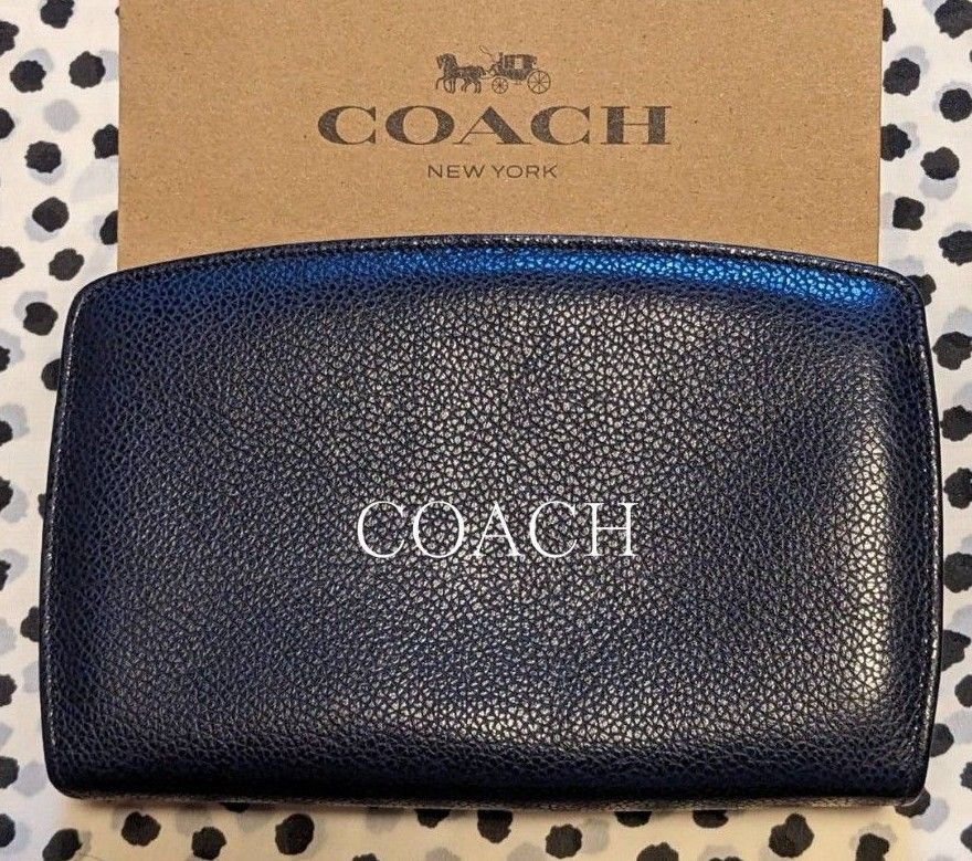 【新品未使用】COACHコーチ ファスナーポーチ/化粧ポーチ/コスメポーチ