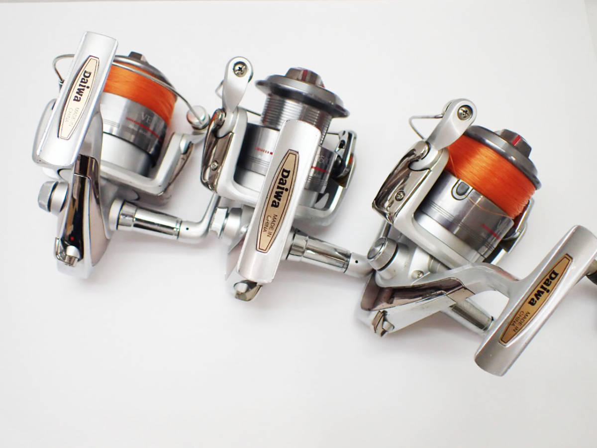 KM-3239《スピニングリール 3個セット》ダイワ バーティス/Daiwa KM-3239《スピニングリール 3個セット》ダイワ バーティス/Daiwa