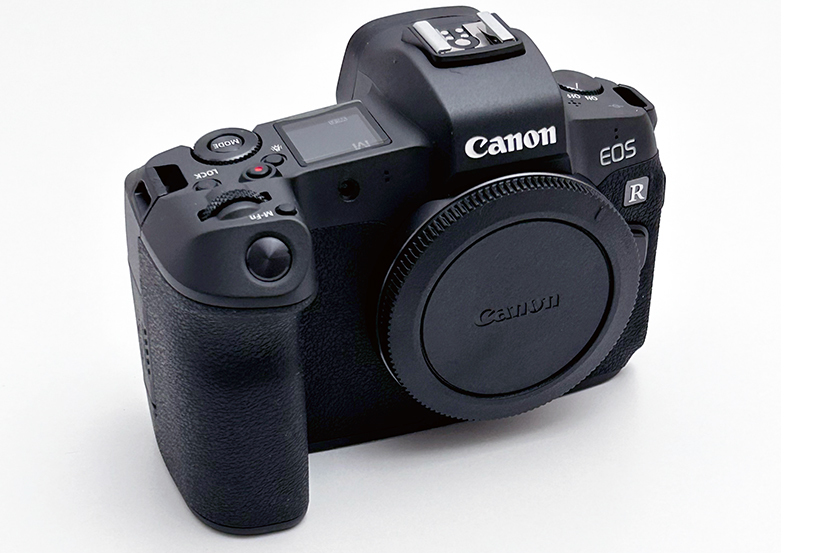 超大特価 EOS キャノン Canon R 使用少なめ ミラーレス一眼 ボディ キヤノン 超大特価 EOS キャノン Canon R 使用少なめ ミラーレス一眼 ボディ キヤノン