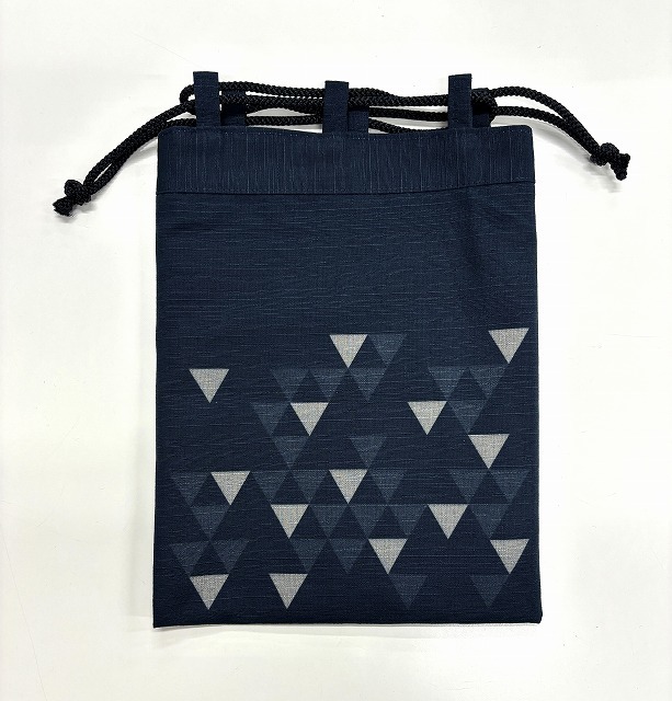 [ Edo ..]1 пункт было использовано тканевая сумка . порез пакет сделано в Японии do Be ткань .. рисунок ввод хлопок 100% мешочек .. печать . пакет .(...) темно-синий 