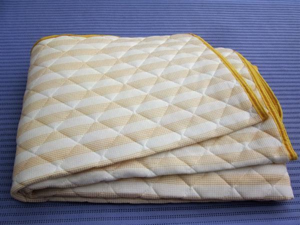 * almost almost 6 discount! waffle style mattress pad *. sweat / speed . fiber LUCOOL use * single size * circle wash OK! stripe pattern yellow * postage 710 jpy 