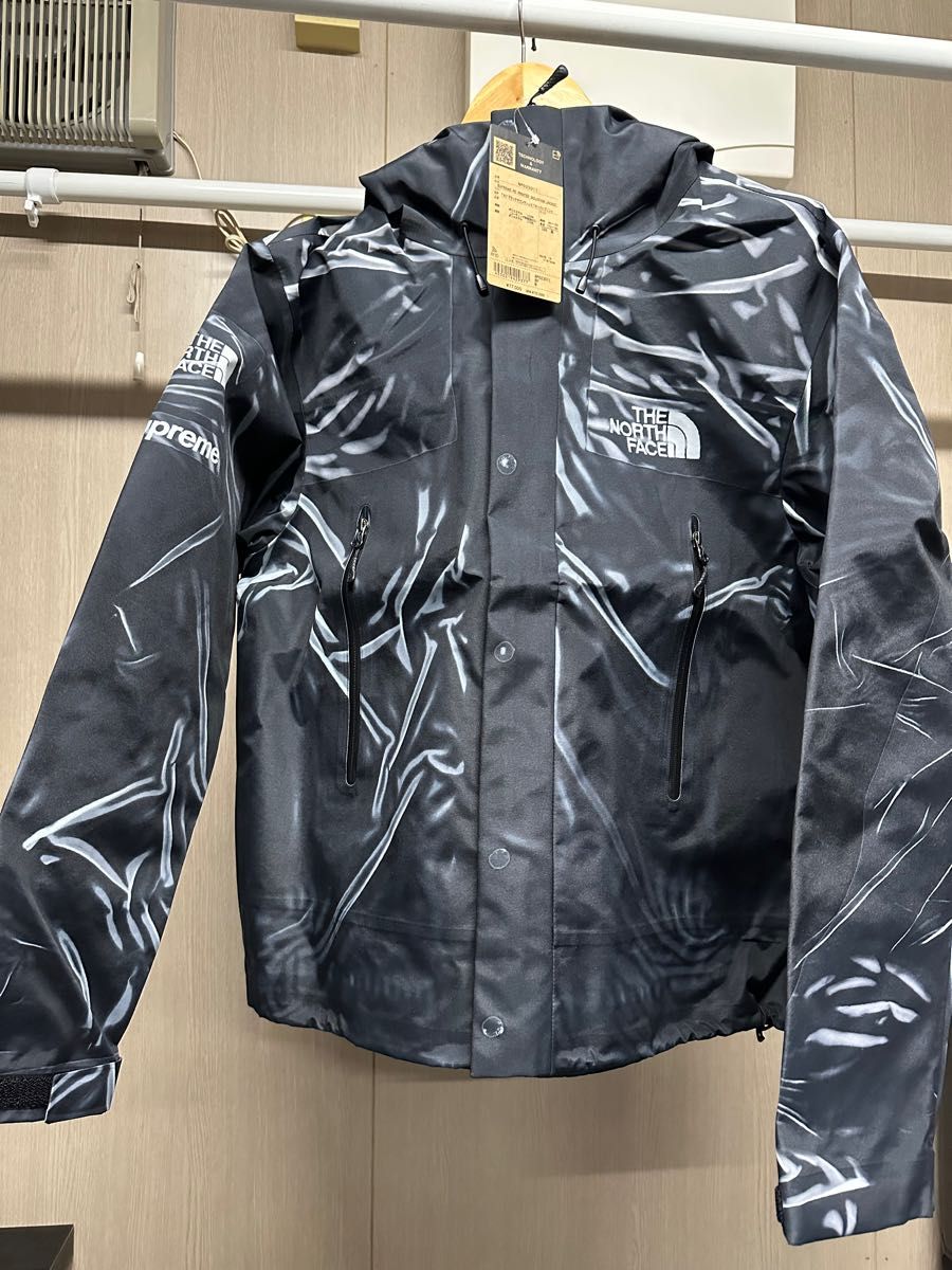 【10/11限定値引】 NP02301i supreme the north face シェルジャケット Mサイズ 未使用