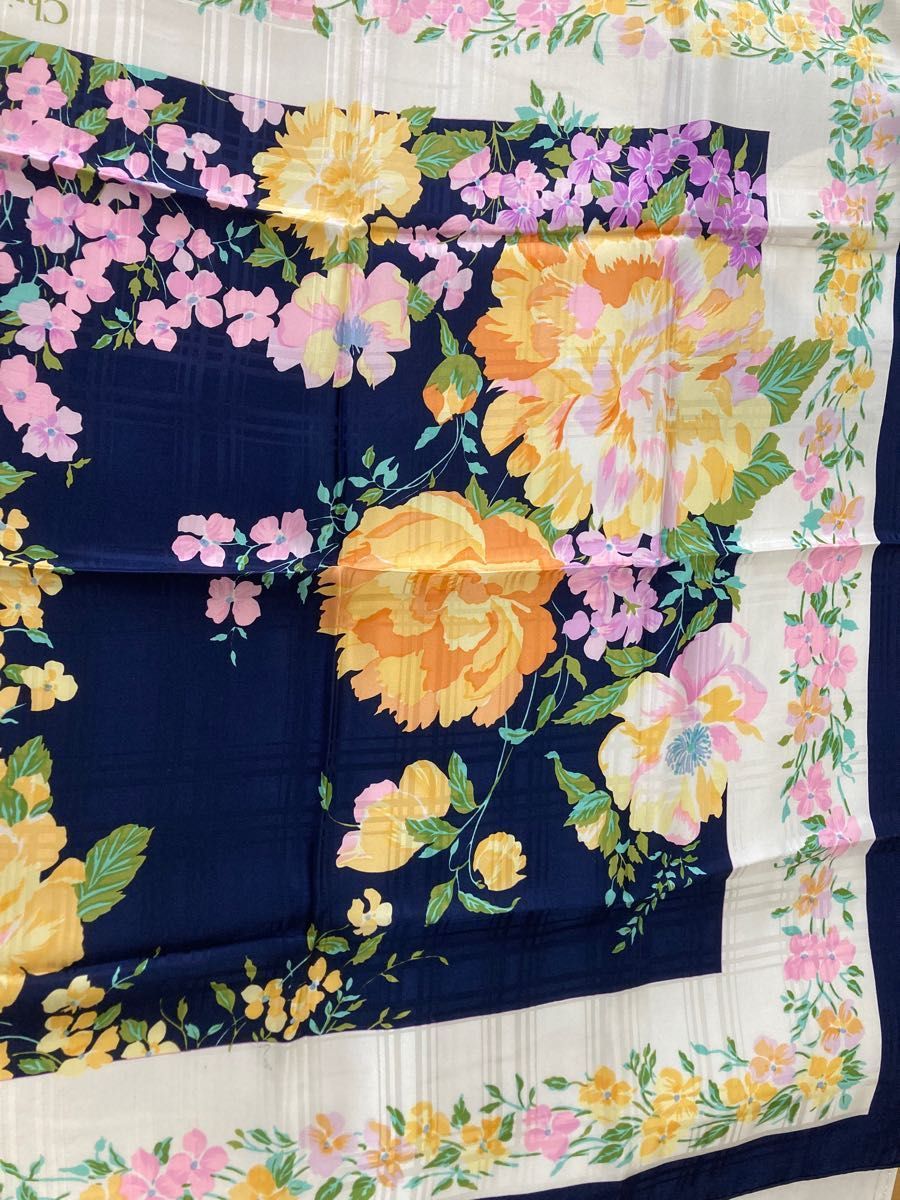 レア クリスチャンディオール ChristianDior ECHARPES 花柄 大判 レア クリスチャンディオール ChristianDior ECHARPES 花柄 大判