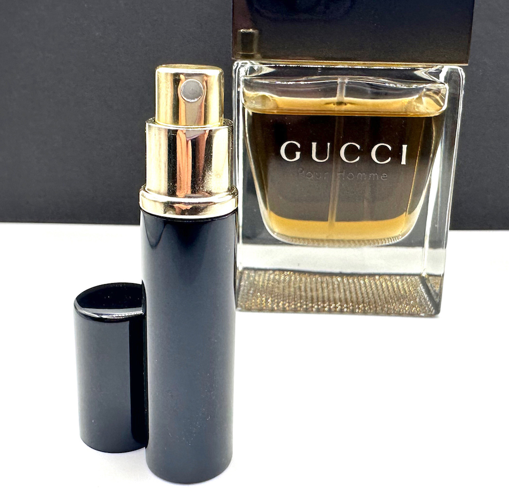 ★グッチ香水・GUCCI Pour Homme I EDT. ★3.5ml入 Spray 1本のみ出品です。※画像後方のフルボトルは今回の出品ではございません。_★濃厚なオリエンタル・スパイシーの香調