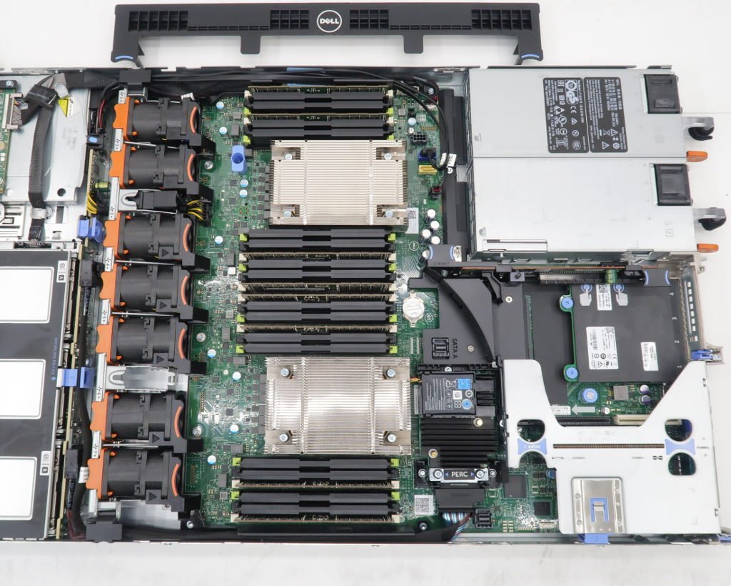DELL PowerEdge R630 Xeon E5-2620 v4 2.1GHz(16スレッドCPUx2基) メモリ256GB 1.2TBx8台(SAS2.5インチ/12Gbps/RAID60) DVD+-RW AC*2 小難_画像3