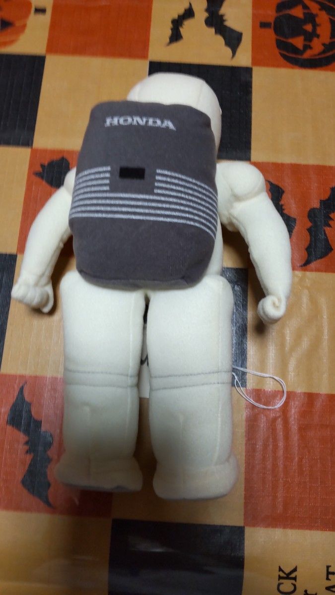 アシモのぬいぐるみです。ASIMO  HONDA