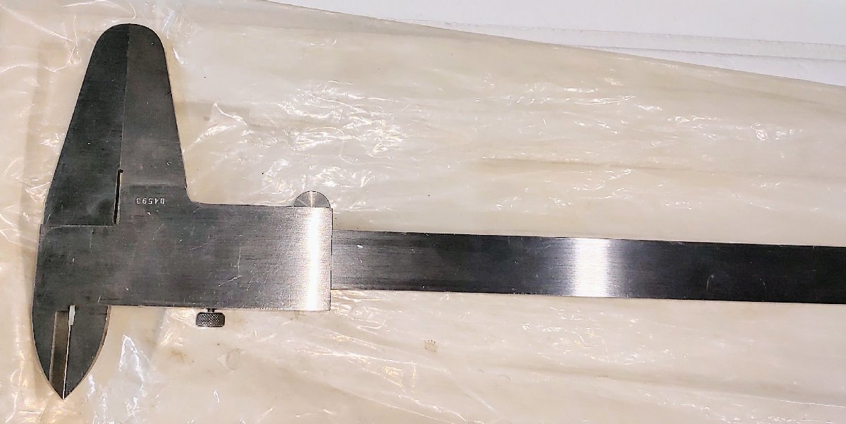 ミツトヨ ノギス 60cm ※箱汚れあり NO,B295 ミツトヨ ノギス 60cm ※箱汚れあり NO,B295