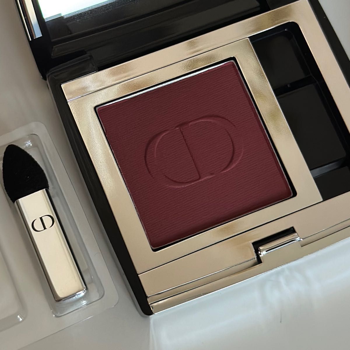 Dior ディオール モノ クルール クチュール アイシャドウ 884 Dior ディオール モノ クルール クチュール アイシャドウ 884