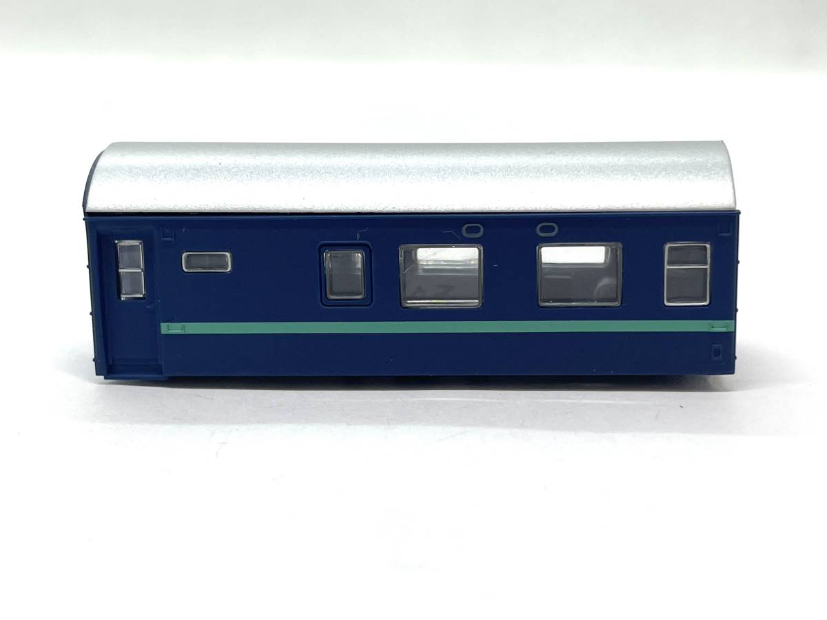 BANDAI バンダイ Bトレインショーティー 10系 寝台客車 オロネ10 青色 緑帯 組立済 車輪無し 鉄道模型_画像4