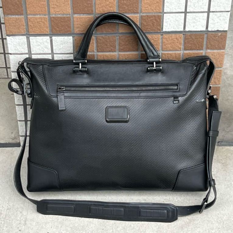 買取り実績 バッグ トゥミ ブリーフケース TUMI CFX スリムブリーフ CB